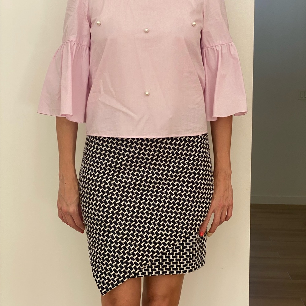 H&M Navy Blue and White Geometric Pencil Skirt